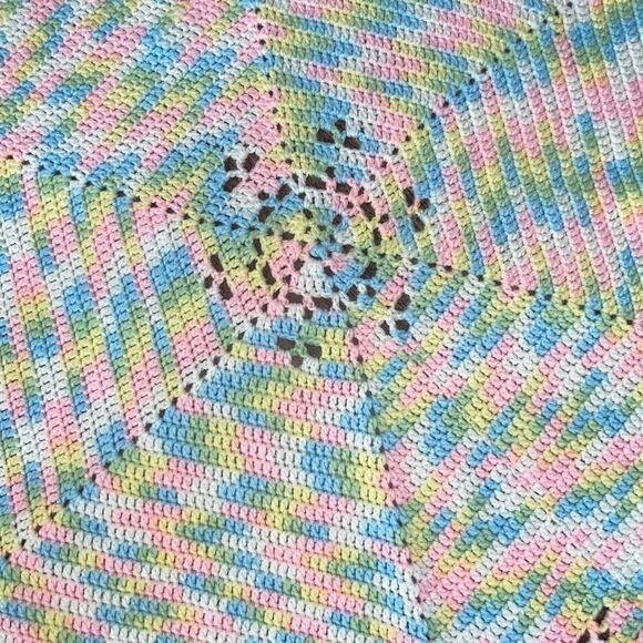 Handmade Multicolor Pastel Polygon Crochet Knit Granny Baby Throw Blanket 37" NW - Picture 3 of 5